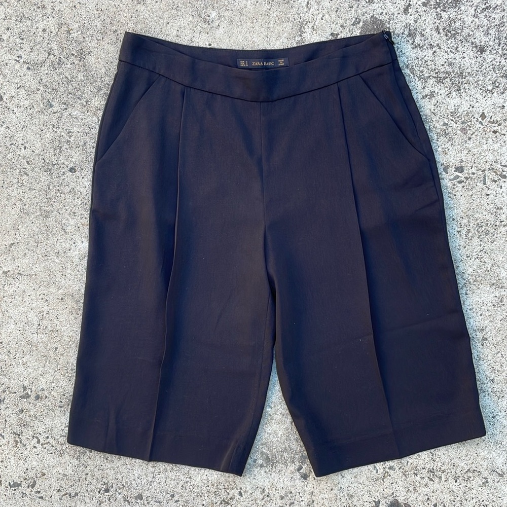 Zara Bermuda Dress Shorts Size Small